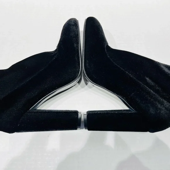 CARVELA WOLF BLACK by Kurt Geiger Zip Closure  Velvet Upper Size 37 - Picture 4 of 16